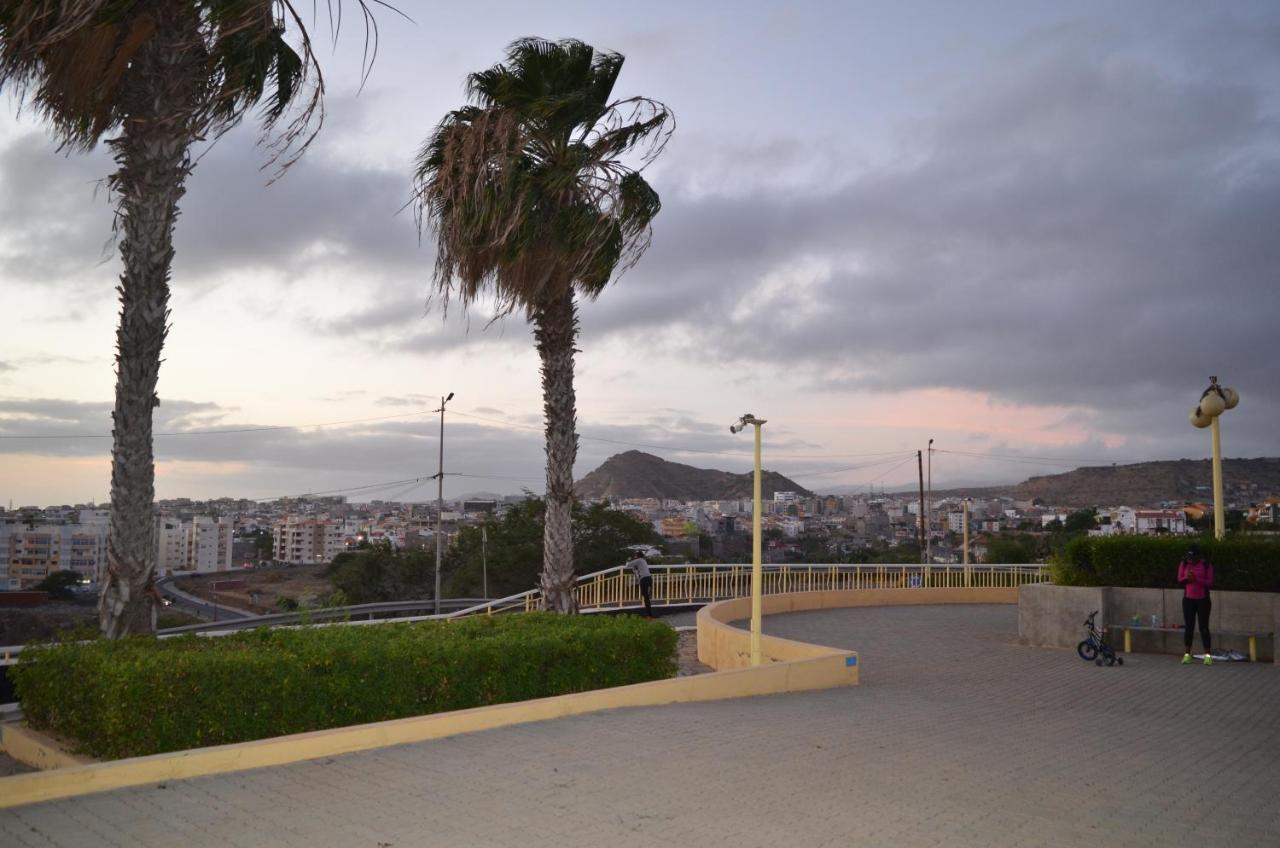 Apartamento Terra Branca Praia Exterior foto