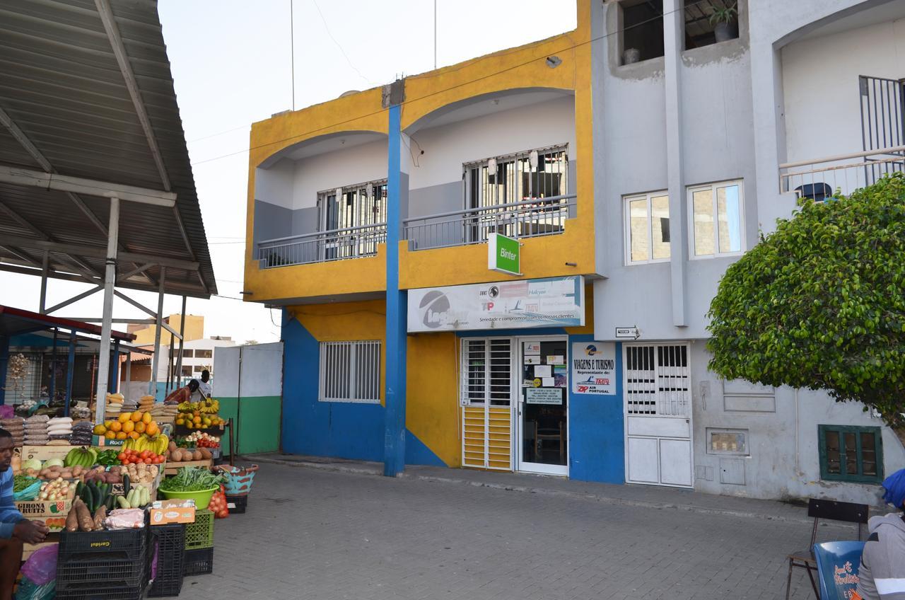 Apartamento Terra Branca Praia Exterior foto